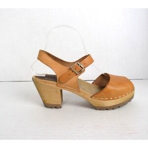 MIA Greta Sandal Clogs Brown Wood Platform Heel Lug Sole Peep Toe Ankle Strap